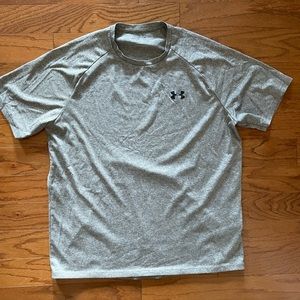 Mens Under Armour Tech Tee. Grey/Green Size Large